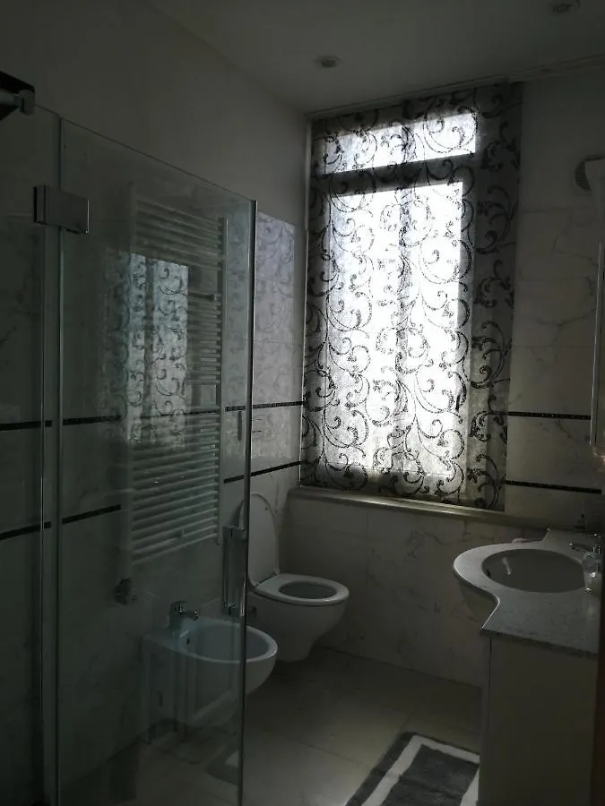 Venice Sweet Home 0*,